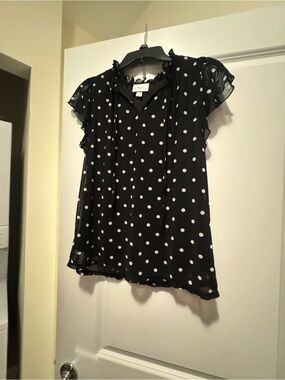 Morgan Taylor Black Polka Dot Ruffle Flutter Sleeve Blouse